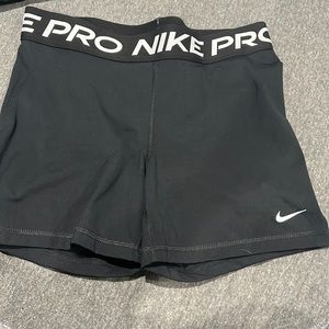 Nike pros size large